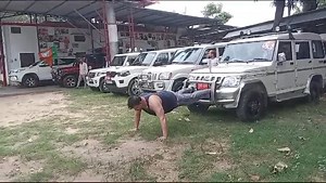 824K views · 5.6K reactions | बग़ैर कड़ी मेहनत पसीना बहाए नहीं बनते...