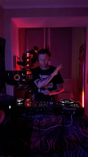 Module compilation sesh III̶💿 #techno #musicatechno #electronicmusic #nikitarequiem