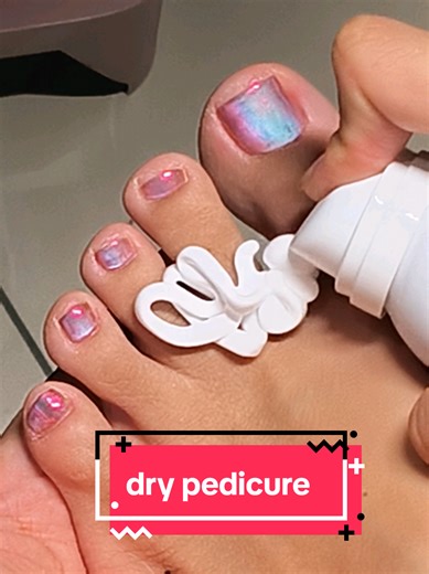 watch me do my own toes 🦶 ps promo price for dry pedicures as an add on to your manicure free art #pedicure #drypedicure