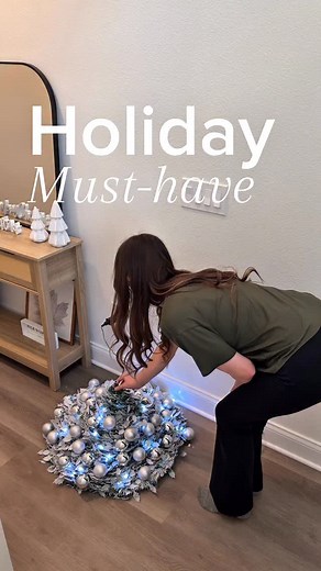 776K views · 2.6K reactions | #ad This Christmas tree can be put up in seconds! It comes in multiple styles and has different lighting modes! CODE【dxq2886】in the search bar on Temu or use the link below to get this lightning deal! *T&Cs apply @shoptemu https://app.temu.com/k/p59nodr378v #temubday #temu #temufinds #shoptemu #christmastree #christmasdecor | Karissa.Brighton | Facebook