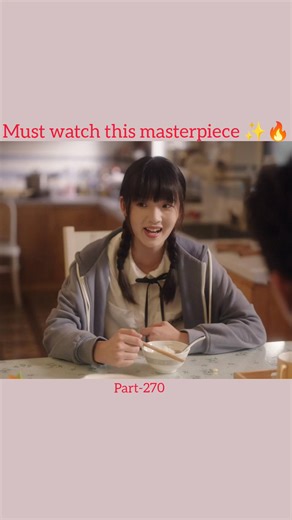 Stream Unlocked 🔑 on Instagram: "日本利用压电瓷砖将脚步转化为电能。这些瓷砖捕捉来自你脚步的动能。当你行走时，你的重量和动作会对瓷砖产生压力。瓷砖会轻微弯曲，从而产生机械应力。瓷砖内部的压电材料将这种应力转化为电能。每一步都会产生少量电荷，而数百万步结合在一起就能产生足够的电力来驱动 LED 灯、数字显示屏和传感器。在像涩谷车站这样繁忙的地方，每天大约有 240 万个脚步为这一系统作出贡献。这些电能可以被储存或立即使用，从而减少对传统电力来源的依赖，并支持可持续的城市基础设施。这种方法将日常运动转化为实用的可再生能源 #日本 #知识 #事实 #你知道吗 #推荐 #科技 #创新 #历史 #技术 #实验 #热门 日本利用压电瓷砖将脚步转化为电能。这些瓷砖捕捉来自你脚步的动能。当你行走时，你的重量和动作会对瓷砖产生压力。瓷砖会轻微弯曲，从而产生机械应力。瓷砖内部的压电材料将这种应力转化为电能。每一步都会产生少量电荷，而数百万步结合在一起就能产生足够的电力来驱动 LED 灯、数字显示屏和传感器。在像涩谷车站这样繁忙的地方，每天大约有 240 万个