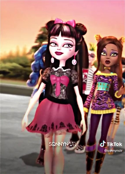 ICONIC #draculaura #draculauraedit #monsterhigh #monsterhighedit #fyp #xyzbca #viral #edits #trend #foryou #aftereffects #velocity