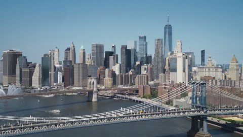 Brooklyn Bridge by Drone: Iconic Views Over the East River
