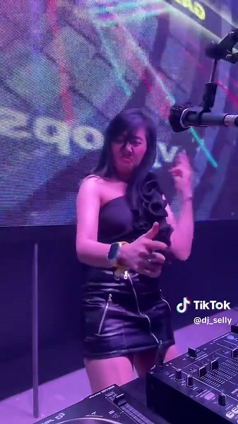 Dj_selly on TikTok