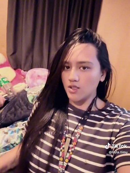 She wanna come next to me😝🩷