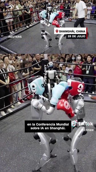 Robot Boxeador de Unitree en WAIC 2025
