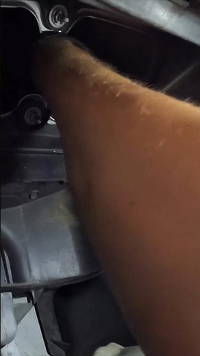 How to change GLE350 cabin filter in one minute
