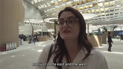 At the Summer Davos in Dalian, participants universally acknowledge China's leading role in the clean technology industry, saying that China's technological advancement and manufacturing capacity position the country at the forefront of the fight against climate change. | China Xinhua Sci-Tech