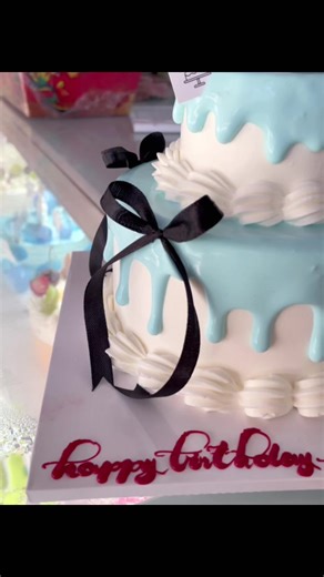 Mẫu bánh 2 tầng chỉ 200🐠🤪🥰🎂 #cakenhatrang #ilovetiktok #banhsinhnhat #cake #viral