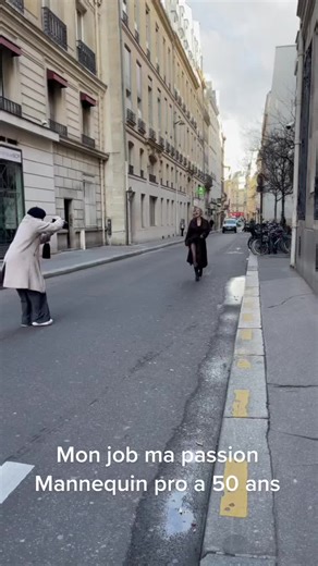 #pourtoi #mannequin #seniormodel #modelshorthair #greymodel #shootmode #shooting