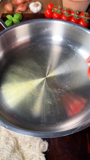 Fitness Feta Spinach Pasta - Recipe with wholewheat pasta, light feta cheese and fresh tomatoes. ...