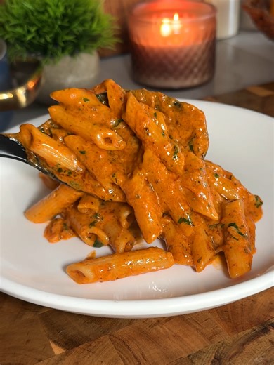 Receta fácil de pasta con tomate cremoso