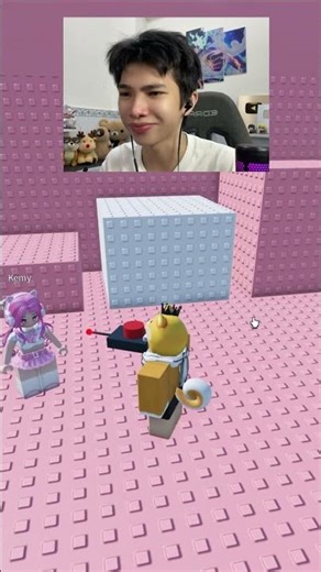 The couple are in two different bodies 😳💞