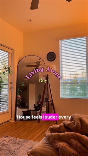 My First Night Living Alone | Day 1 #livingalone #dayinmylife #dailyvlog #dailyshorts #day #vlog
