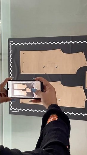 Digitize patterns in seconds with Audaces Digiflash! goodbye manual tracing precision,efficiency.