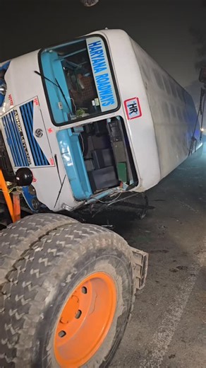 Balwinder Sharma on Instagram: "करनाल में हरियाणा रोडवेज की बस पलटी.... #roadways #haryana #karnal #trending #india"