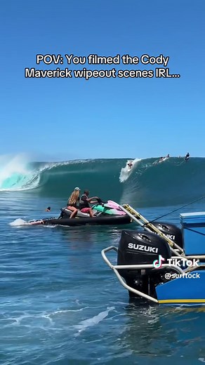 Surf’s up is the best move of all time. Especially Cody maverick’s wipeout scene 🤣 #surf #surfing #waves #surfsup #codymaverick
