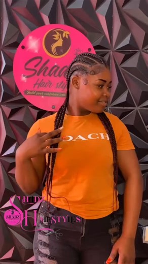 Shãdz Brõwngâl Simpson on Instagram: "#cornrowdesigns💯 #slayed #haircontentcreator"