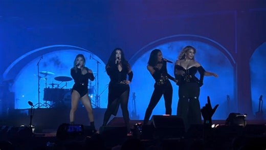 全场沸腾！4人版Fifth Harmony合体现身Jonas Brothers演唱会，表演热单「Worth It   Work From Home」