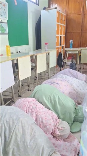Dhuhr prayer #kids #sin #school #dhuhatime #learning #learning #prayer #funny #funny #classroom