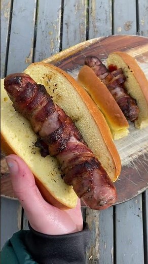 Cook Breakfast on the BBQ - breakfast bacon wrapped sausages - BBQ recipes / BBQ breakfast ideas