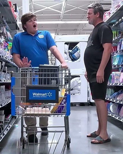 Open up and say ahhh!!! 💨😮 Funny Fart Prank! 💩 #shorts #funny #prank