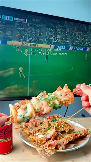 The Best Finger Food For Game Day (Chicken Parm Skewers) 😋