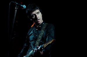Watch Johnny Marr perform with Pearl Jam at Hyde Park