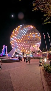 Beacons of Magic! #spaceshipearthsunday | See WDW