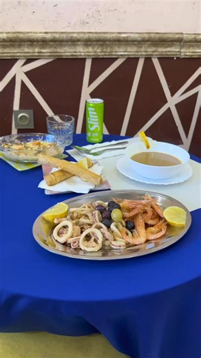 Tommy Vlog on Instagram: "Bons Amis 31 ☎️ 0555918393 ☎️ 📍Oran, Rue 20 Aout en face consulat de france #explore #viral #foryou #oran #algeria🇩🇿"