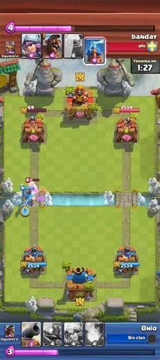 Perfect y 2 coronas con mazo de montapuercos #clashroyale #shorts