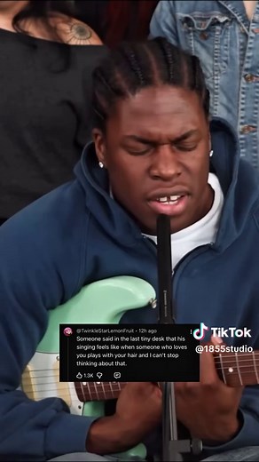 Daniel Caesar's Captivating Tiny Desk Concert Experience