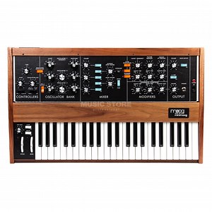 Moog Minimoog Model D Walnut favorable buying at our shop
