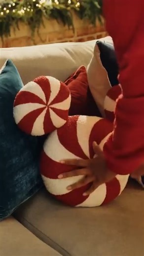 26 reactions · 29 comments | When do you start decorating for the holidays? Set the scene with merry Magic from the new Disney Holiday Haven Collection. [AD]  https://www.dpbolvw.net/click-5460164-11554175?url=https%3A%2F%2Fwww.disneystore.com%2Fholiday-shop%2Fhome-decor%2F #disney #homedecor #christmasdecor | The Review Wire | Facebook