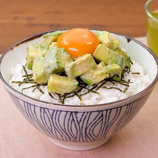 簡単！ アボカド丼のレシピ動画・作り方 | デリッシュキッチン