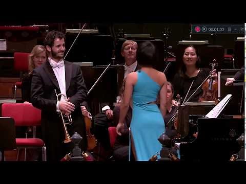 Yuja Wang helping players and audience to concentrate on music