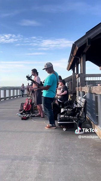 Busking with Compact Drums