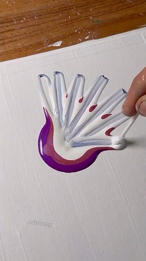 How to Create Abstract Art Using Q-Tips! 😏✨💡