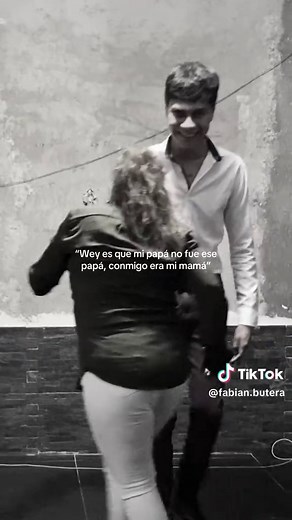 Celebrando a las Mamás: Poemas y Mensajes Especiales