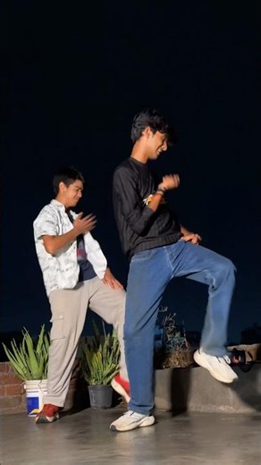 Ouh Lala la re 👀😂 steps kaise lage #youtubeshorts #dance #foryou