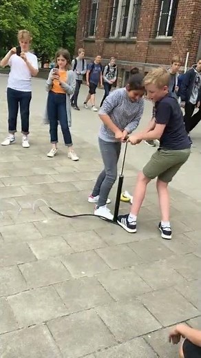 Fusée à eau démonstration