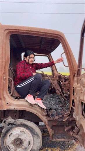 RUSSIAN WEAPON MARJANI SONG STATUS TOP TRENDING HIT BADMASHI SONG#explorepage #harharmahadev