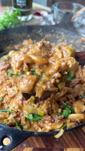 Budget-Friendly One Skillet Dinner with Sausage and Leeks