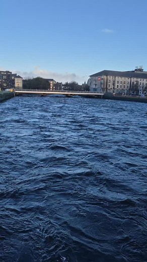River corrib galway city this morning #galway #galwaycity #wildatlanticway #ireland #galwaytourism #irelandwest #claddagh #gym #galwayfilmfleadh | Declan Mcguinness