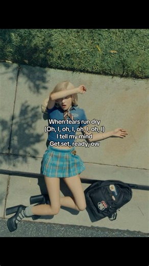 rosé- new trick ( lyrics ) #newtrick #rosé #roses_are_rosie #iphone18pro #newtrickrose