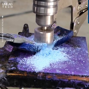 266K views · 649 reactions | This guy makes some really cool rings out of an old bowling ball  | UNILAD Tech | Facebook