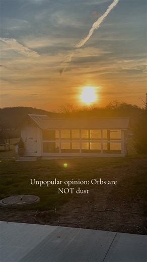 Energy is real and sometimes the universe shows us little signs that we are not alone ✨ Every since my dad has been having health issues I have seen an orb atleast 3 times vividly! Do you believe in orbs or spiritual energy? Let me know ⬇️#CapCut