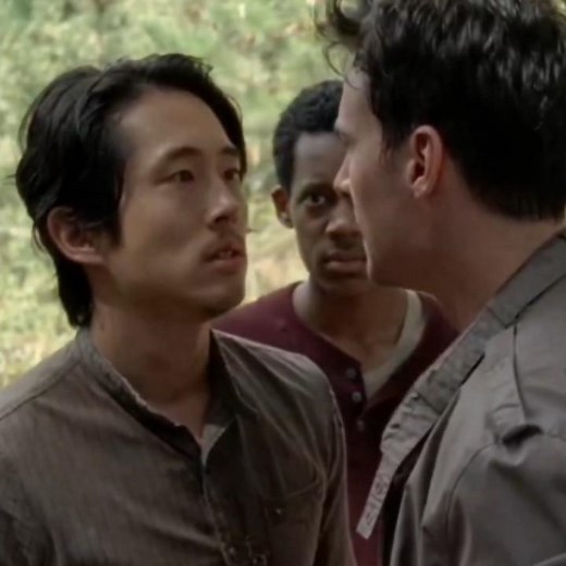 . "Glenn Snaps on Aiden! | TWD 5x12 #shorts
