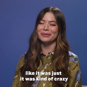 everyone in favour of one direction making a comeback on iCarly raise your hands 👋👋👋 | MTV UK