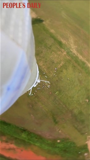 Witness the space dream of Chinese youth! Guided by their science teacher, a group of middle and primary school students built a water-powered rocket from plastic bottles and successfully launched it into the sky in east China's Ji’an. | Beautiful China